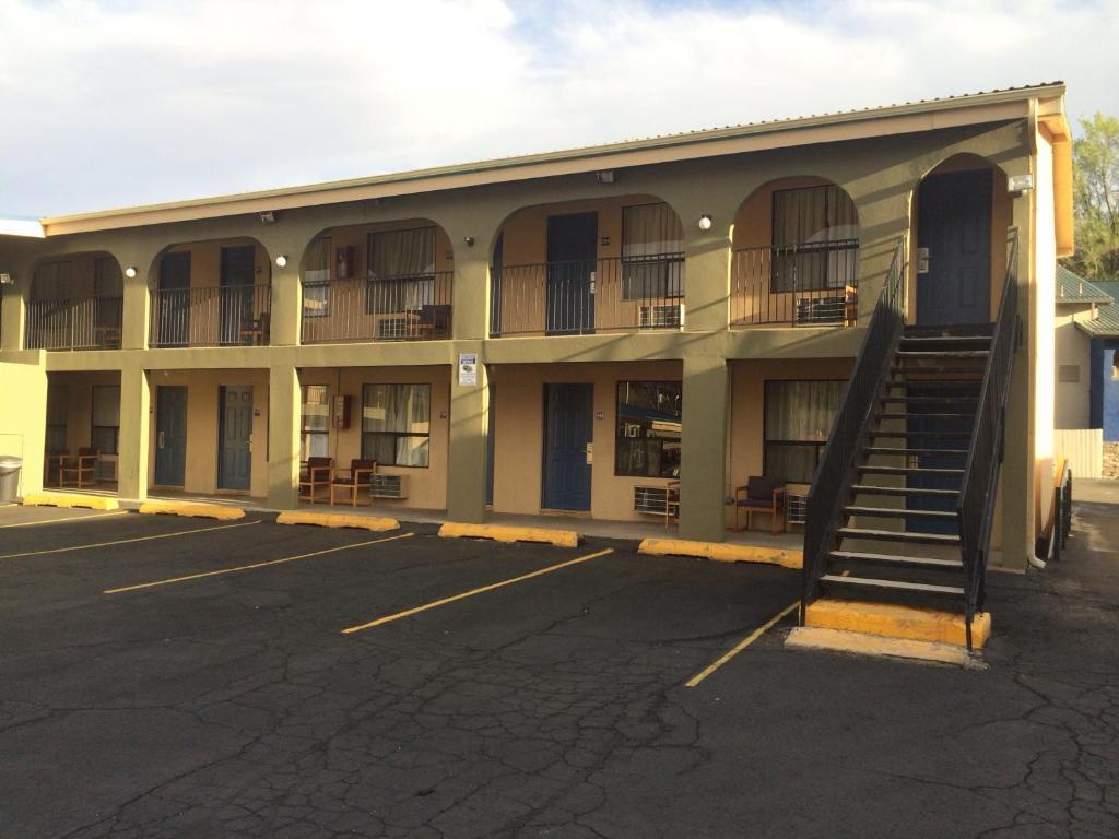 Bestway Inn Ruidoso Downs Экстерьер фото